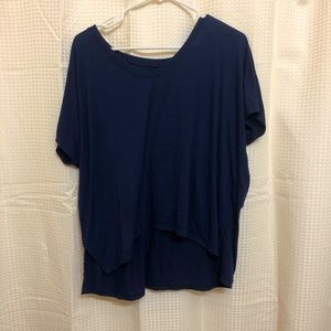 Mudd v neck short sleeve size XL